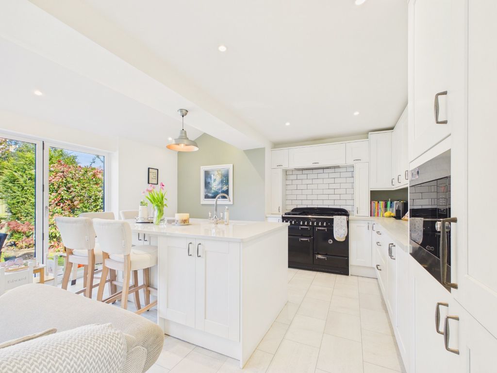 Property photo 3 of 34 5057938