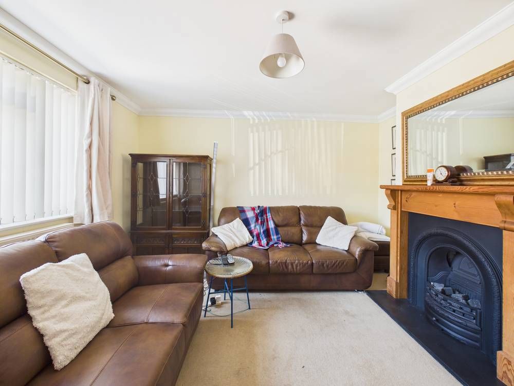 Property photo 1 of 15 Giraffe360-Still002