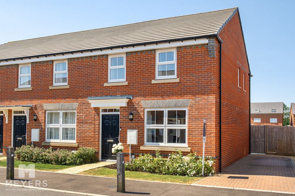 Property photo 2 of 18