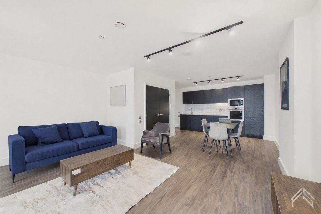 Property photo 1 of 12 1.Png