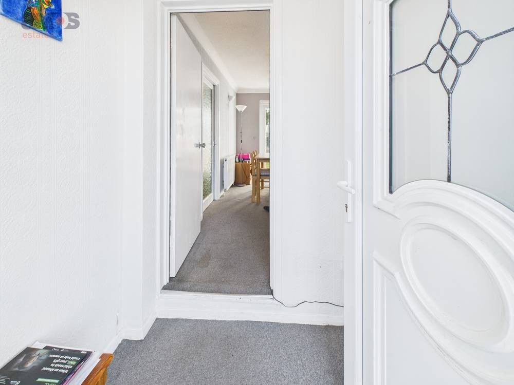 Property photo 3 of 17 4657344