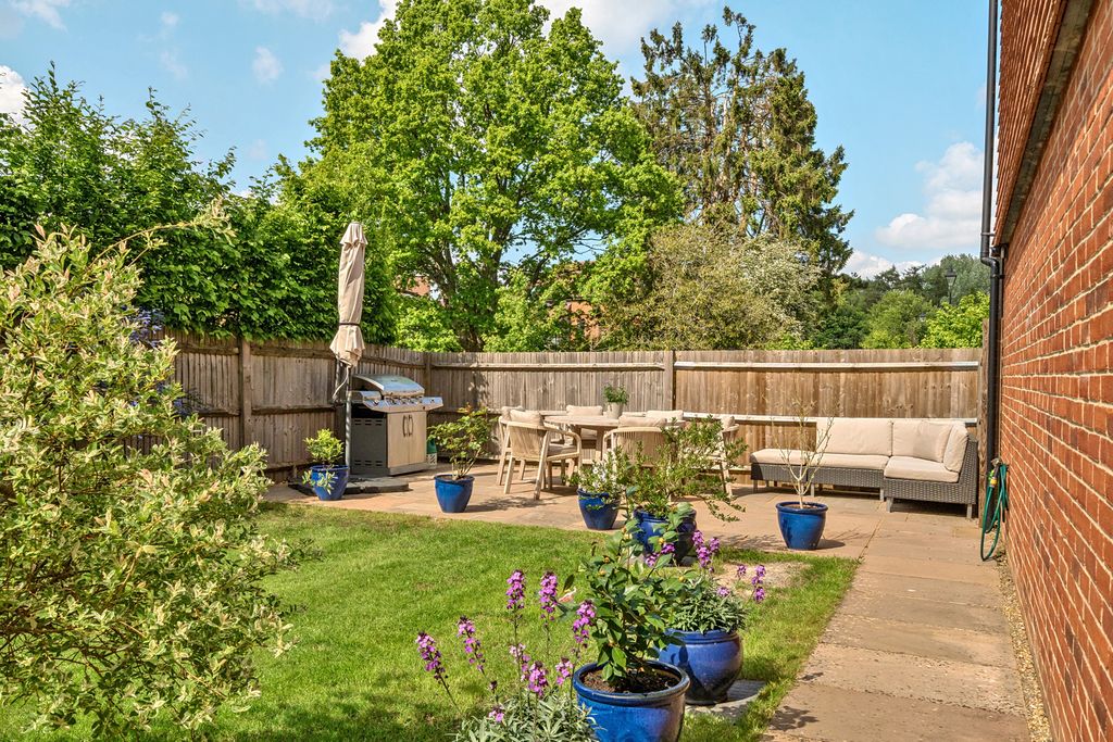 Property photo 2 of 19 Property Image