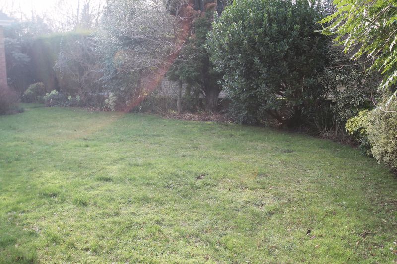 Property photo 3 of 40 Photo 14