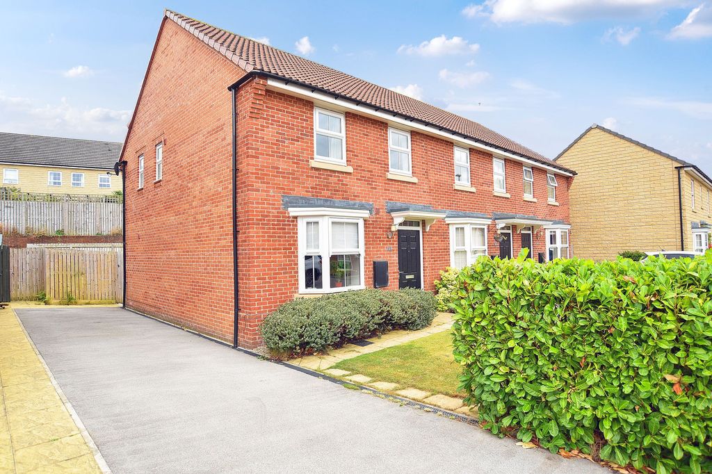 Property photo 1 of 21