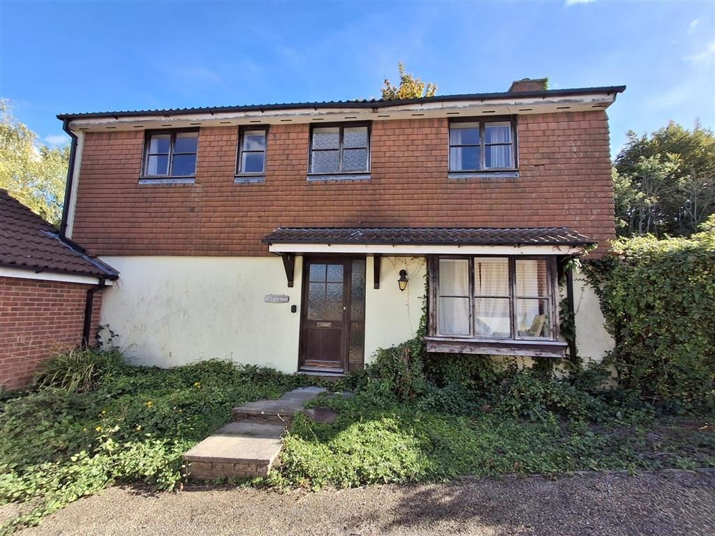 Property photo 1 of 18