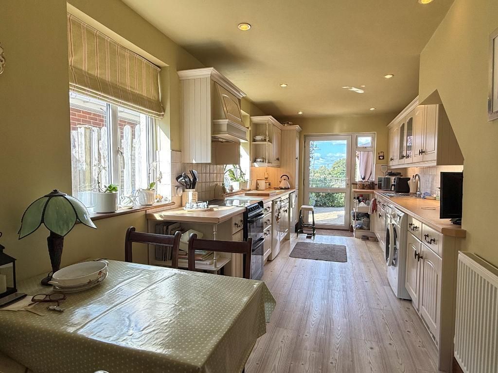 Property photo 3 of 14 Photo 3