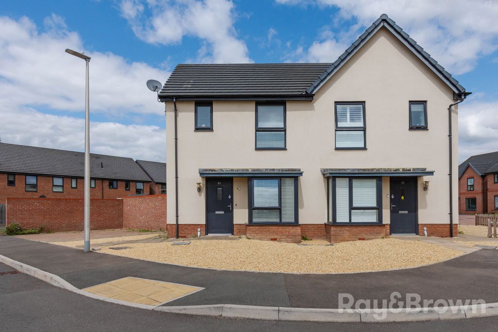 Property photo 1 of 35