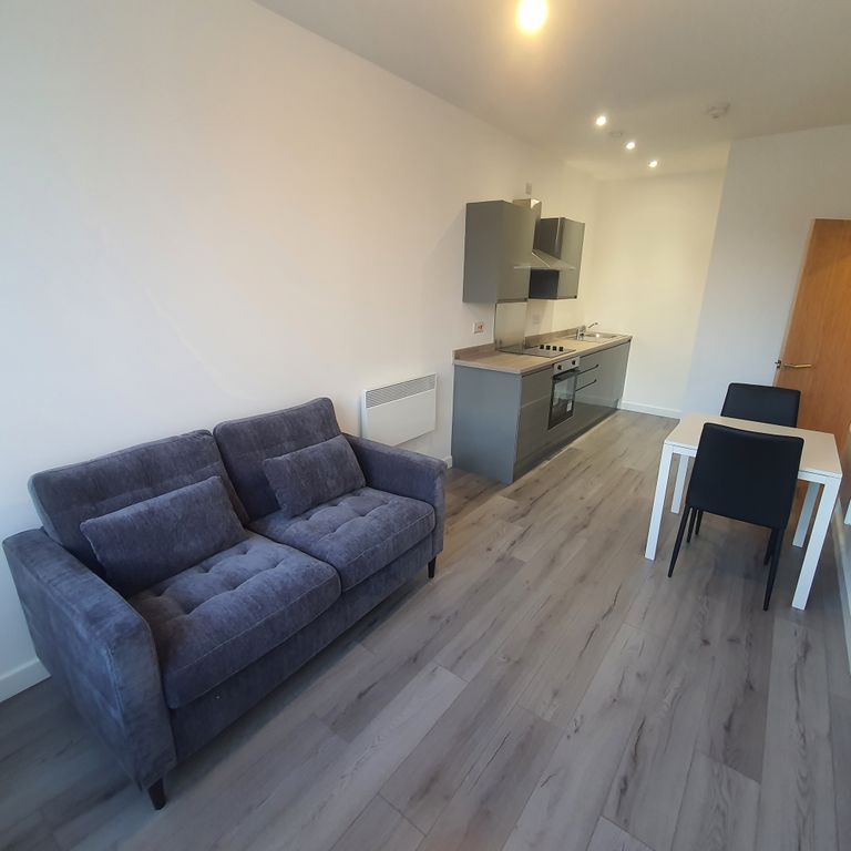 Property photo 2 of 10