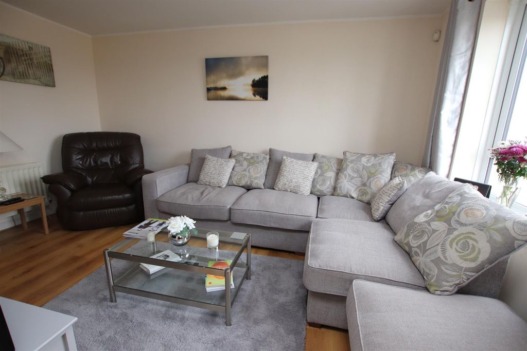 Property photo 3 of 7 Img_0987.Jpg
