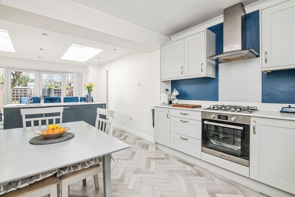 Property photo 3 of 22