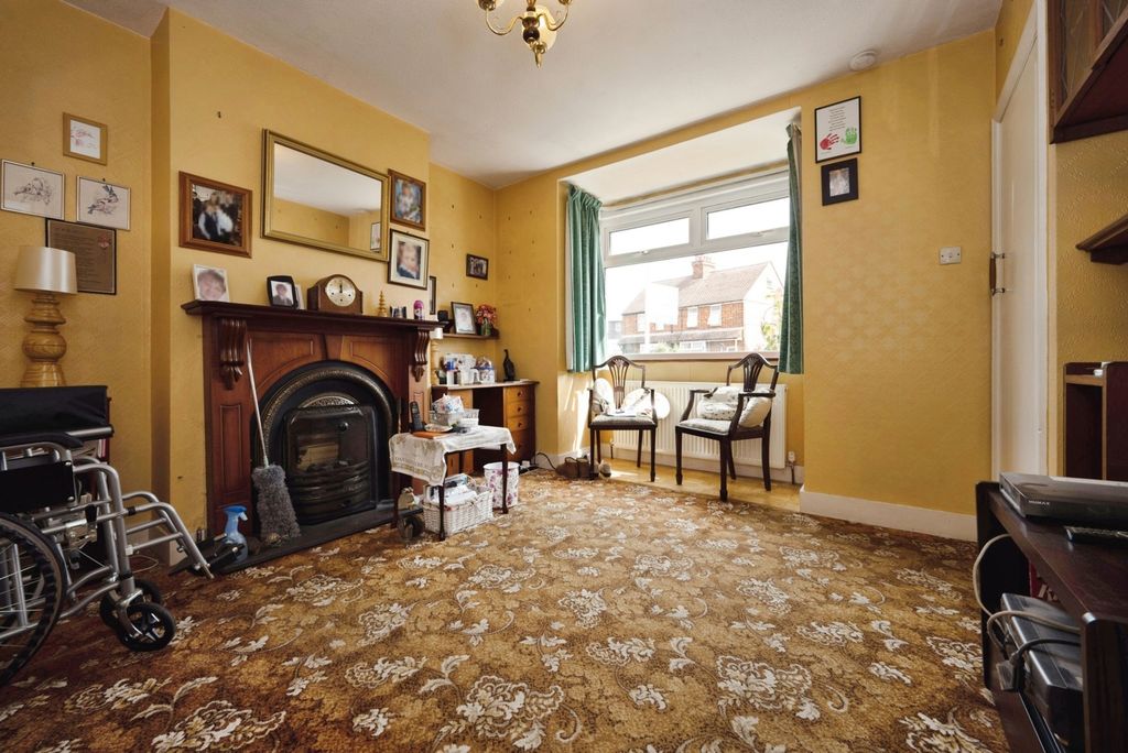 Property photo 3 of 16 Pbox-Img.Jpg