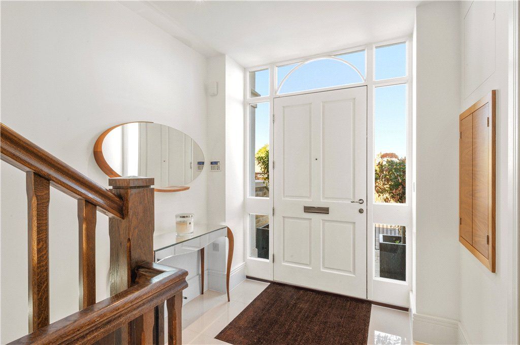Property photo 2 of 22 Picture No. 04