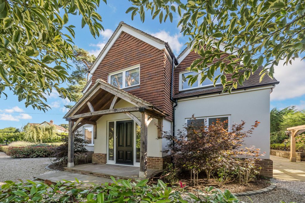 Property photo 1 of 23