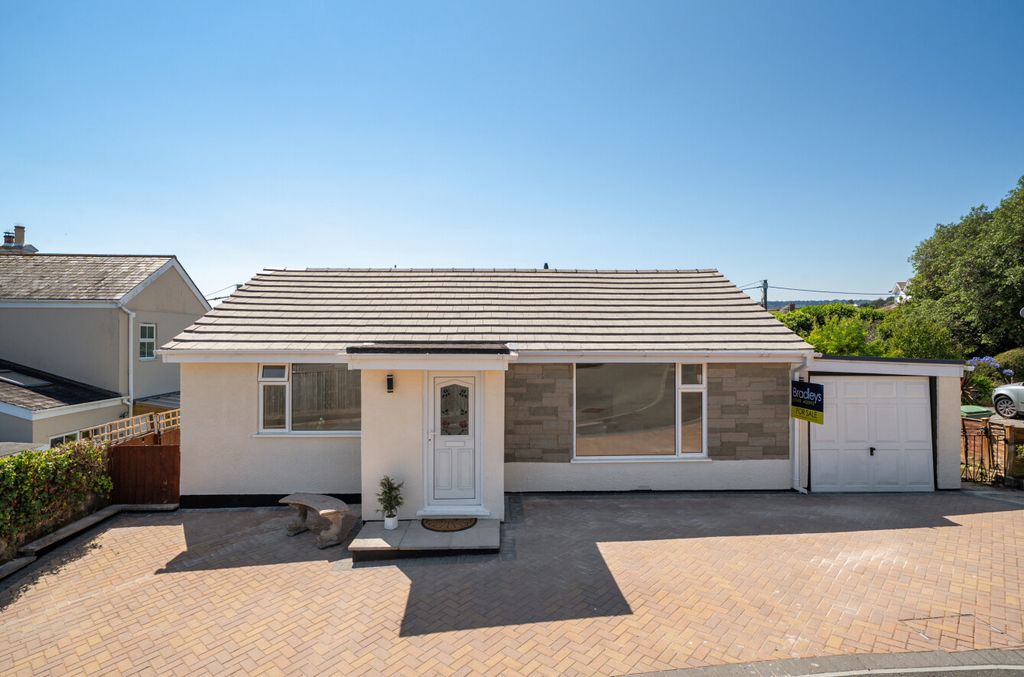 Property photo 1 of 29 1484945-1-6A4Ea1A...