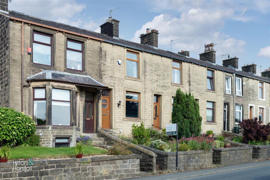 Property photo 1 of 11 Hawthorne Terrace