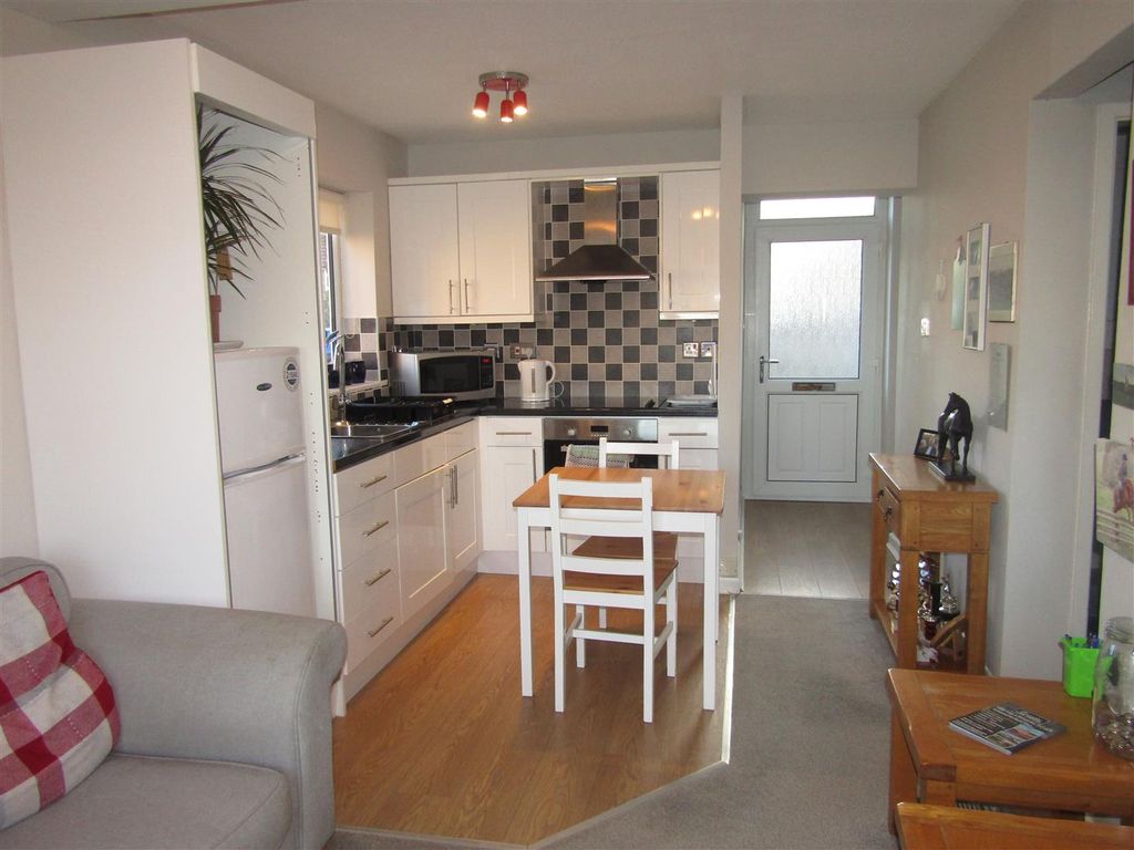 Property photo 3 of 11 Img_8258.Jpg