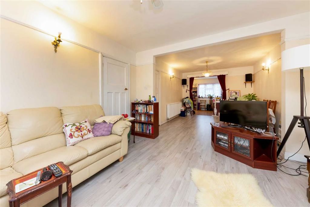 Property photo 2 of 7