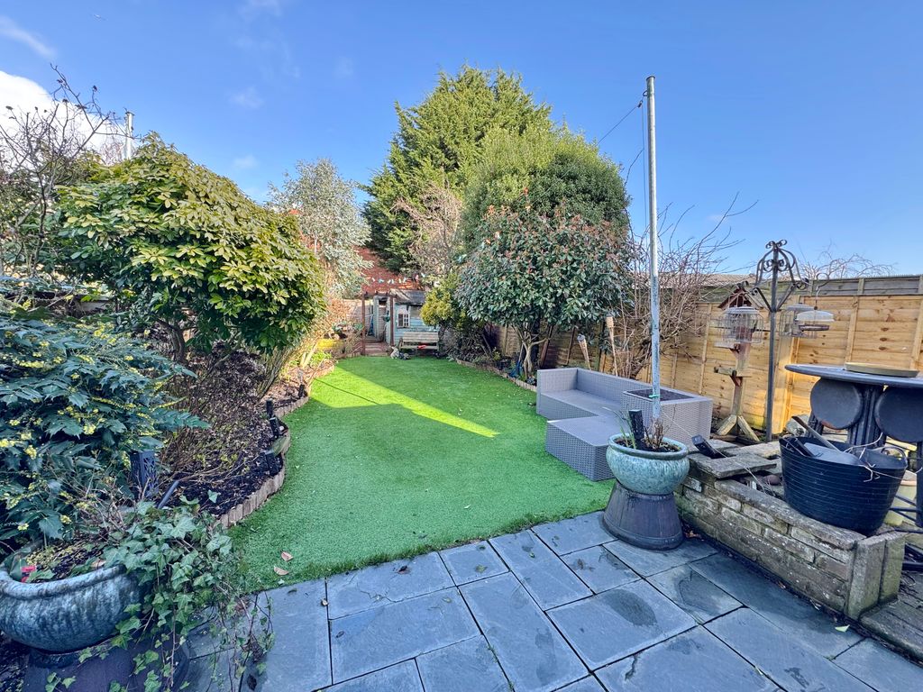 Property photo 3 of 16