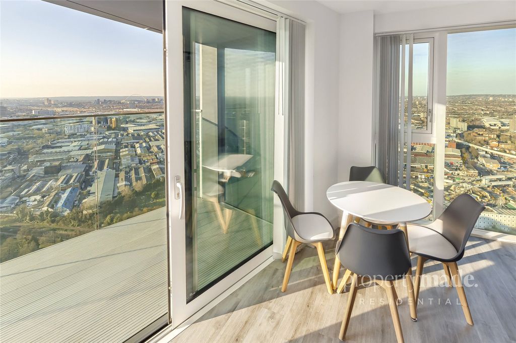 Property photo 2 of 24 Picture No. 05