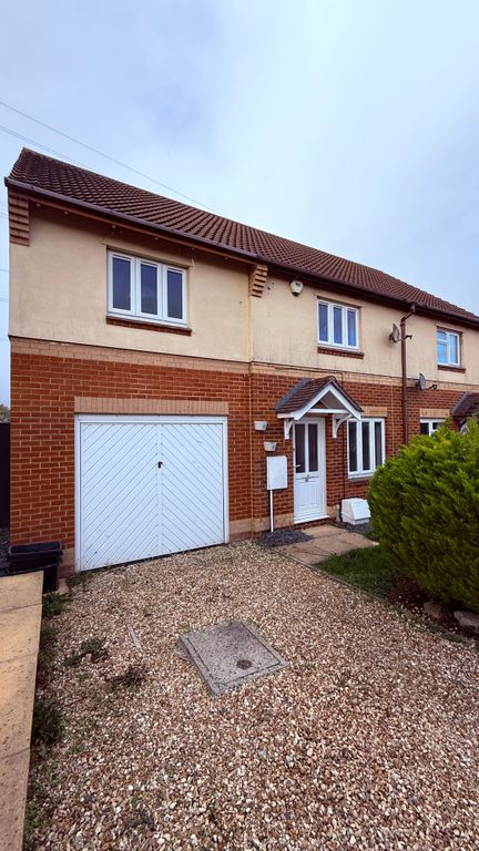 Property photo 1 of 11 External