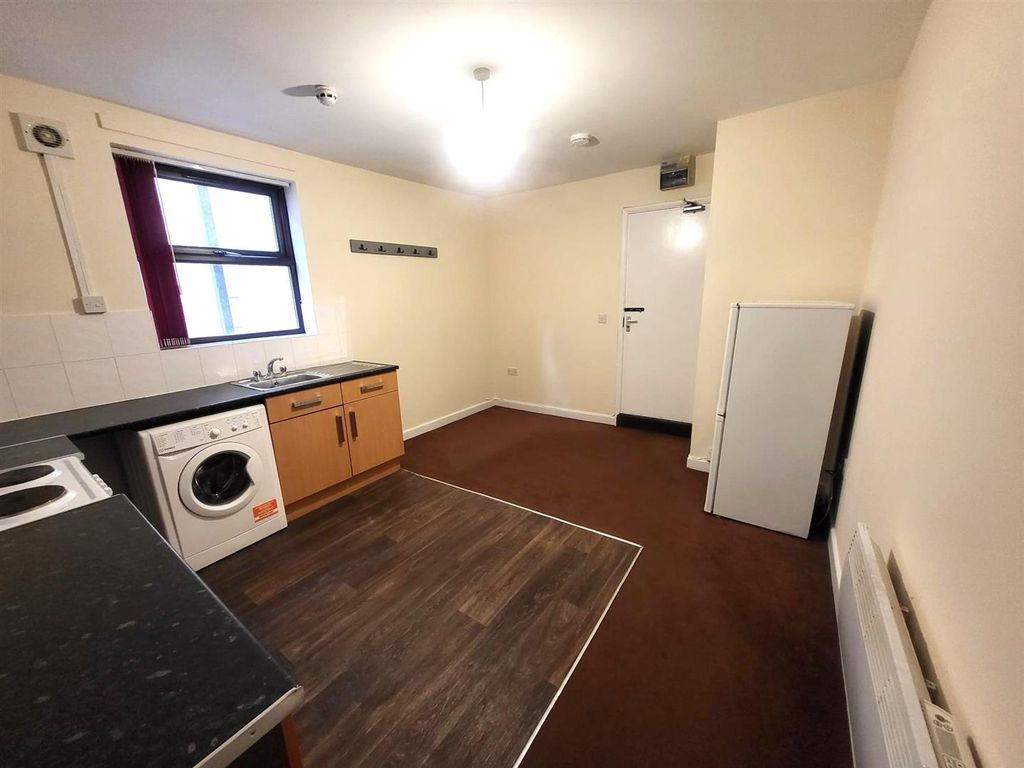 Property photo 3 of 7 Open Plan Kitchen/ Sitting Room