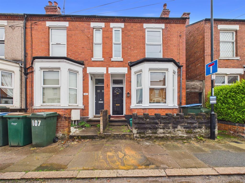 Property photo 1 of 10 External