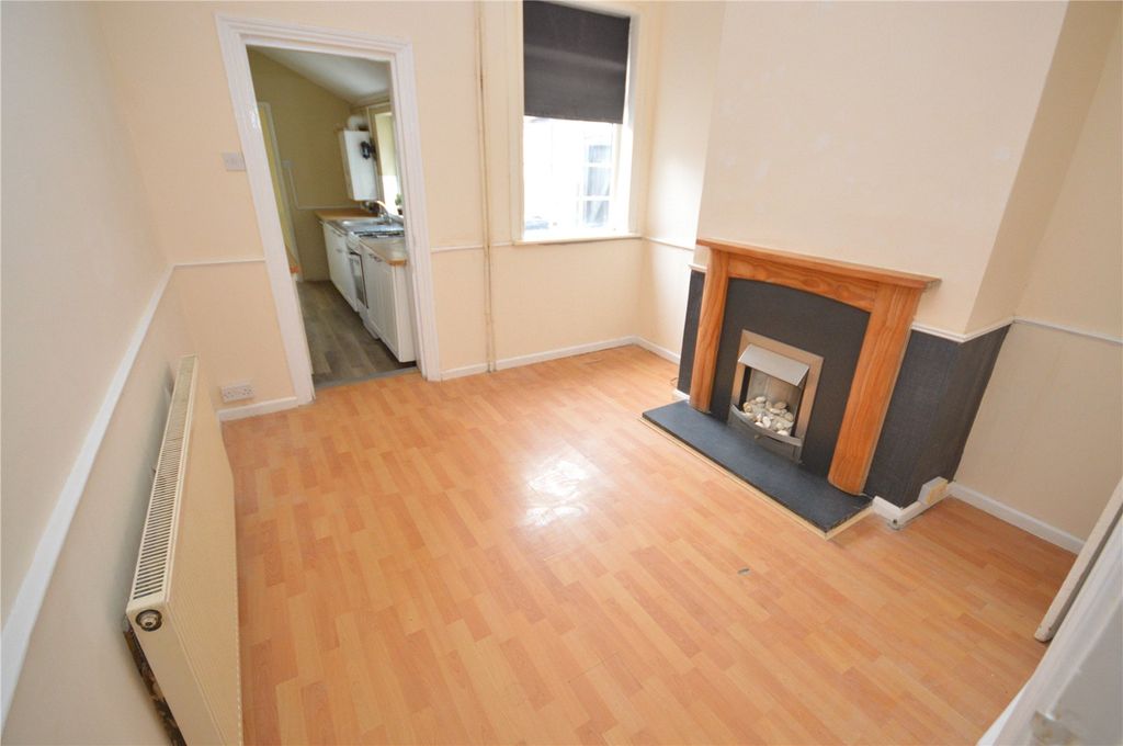 Property photo 3 of 11 Picture No. 05