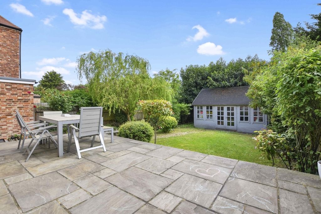 Property photo 2 of 12 2