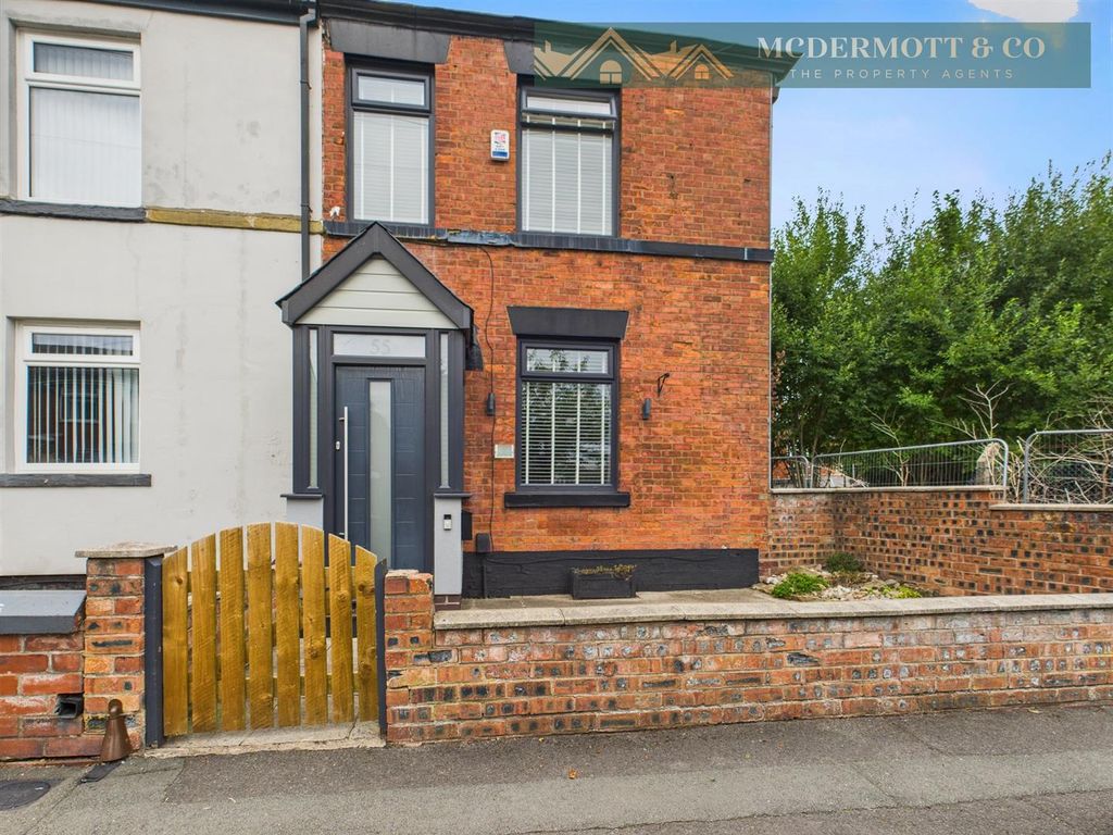 Property photo 1 of 27 Externally