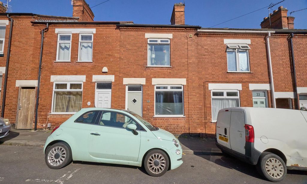 Property photo 1 of 15 Queen St_14.Jpg