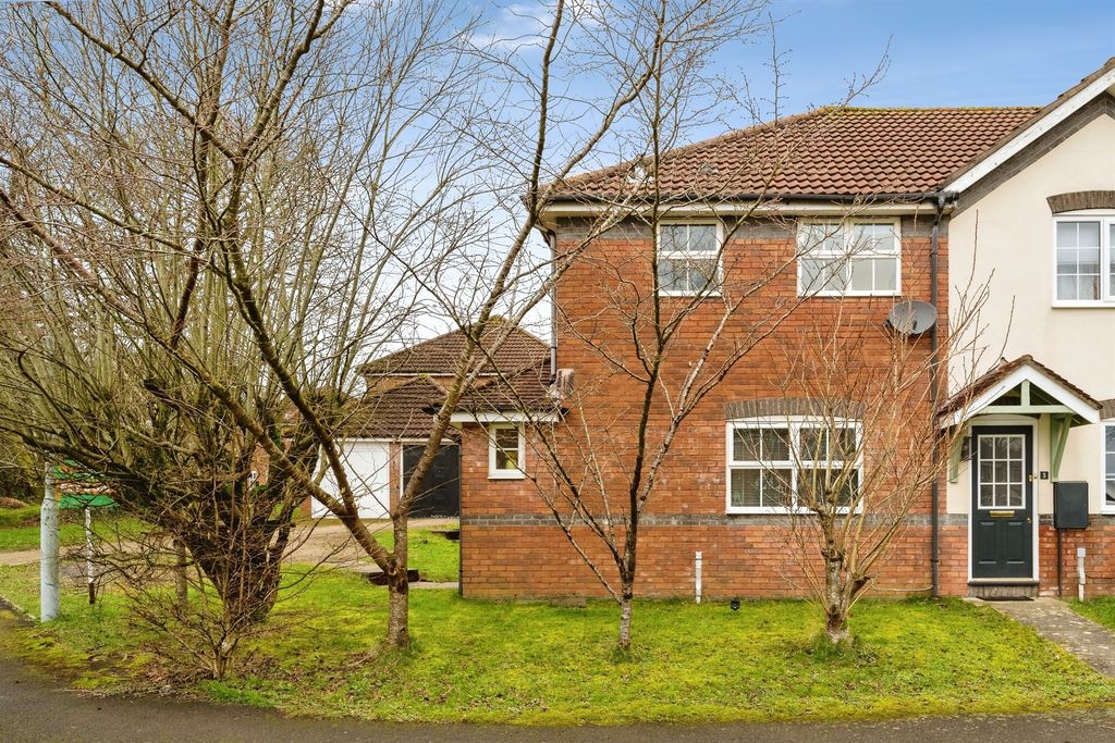 Property photo 1 of 20