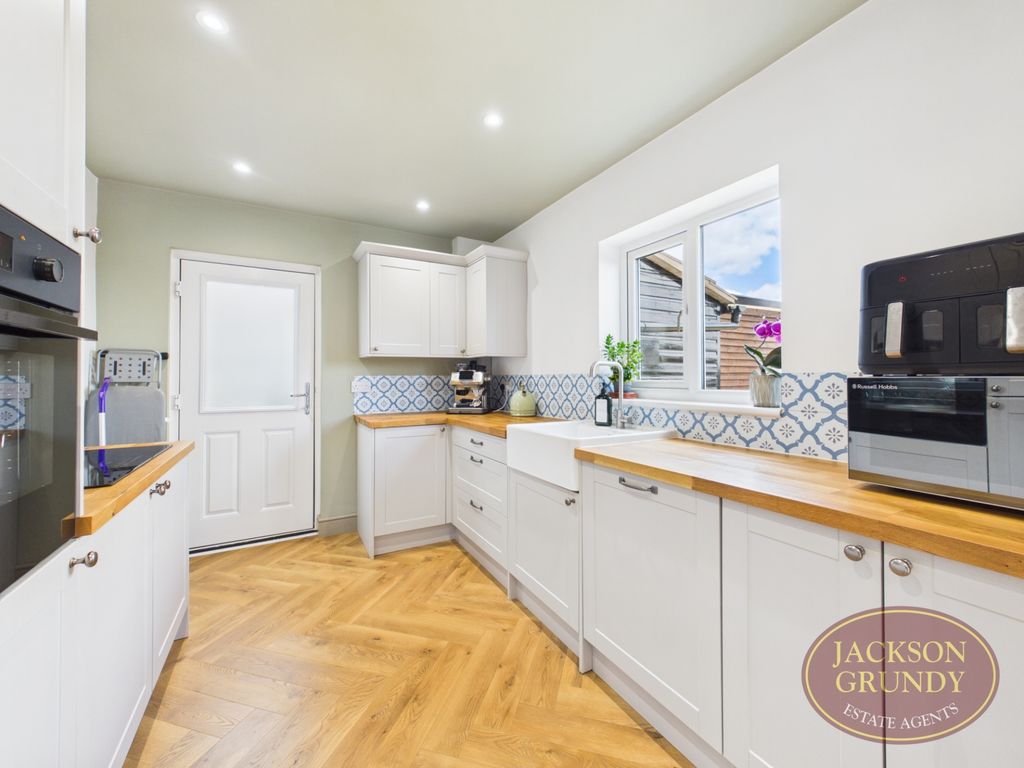 Property photo 3 of 15 Ashby Road