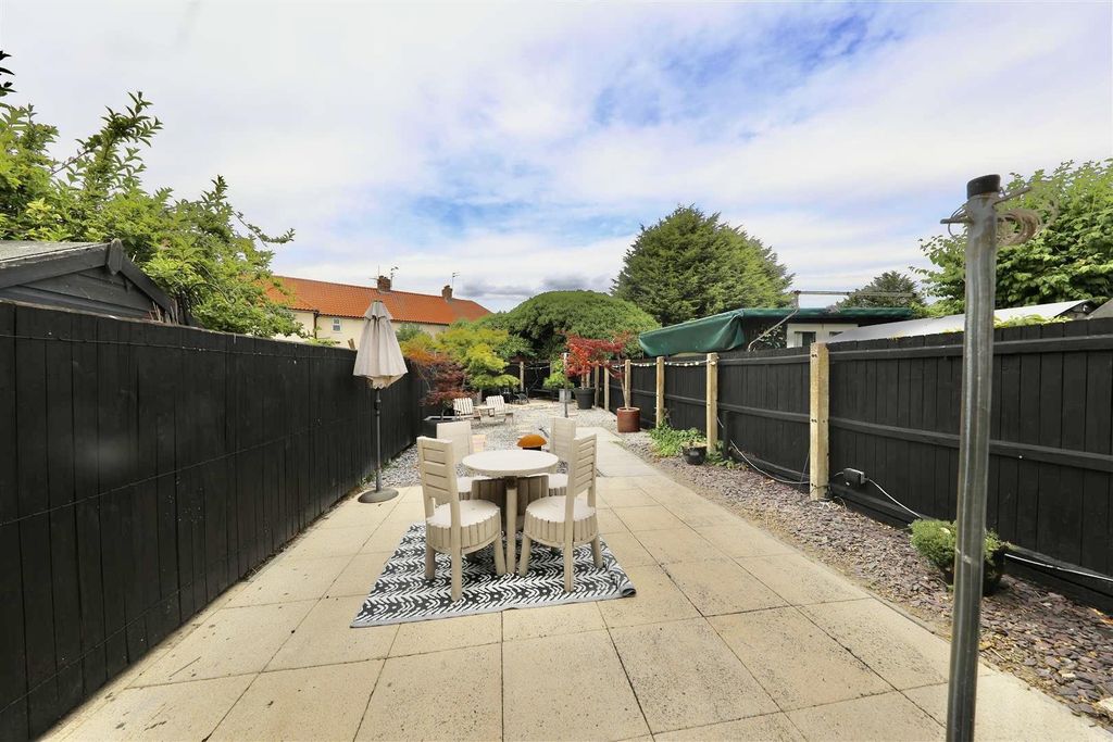 Property photo 3 of 17 _9Ah8Pussuirwljf4Kkbpg.Jpg