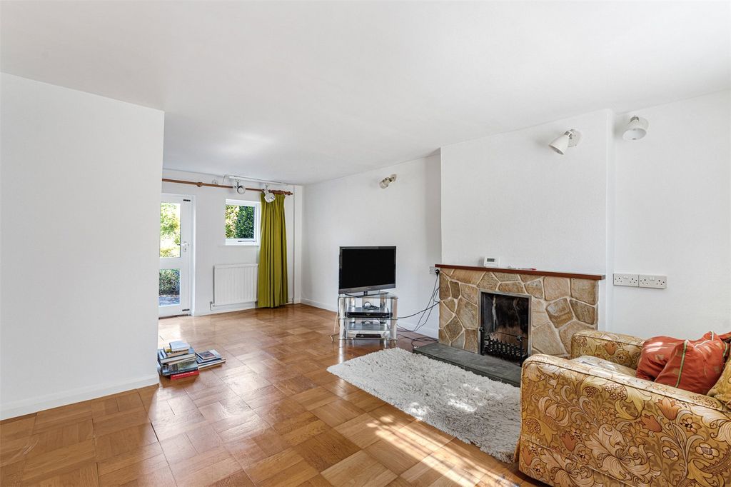 Property photo 2 of 18 Picture No. 07