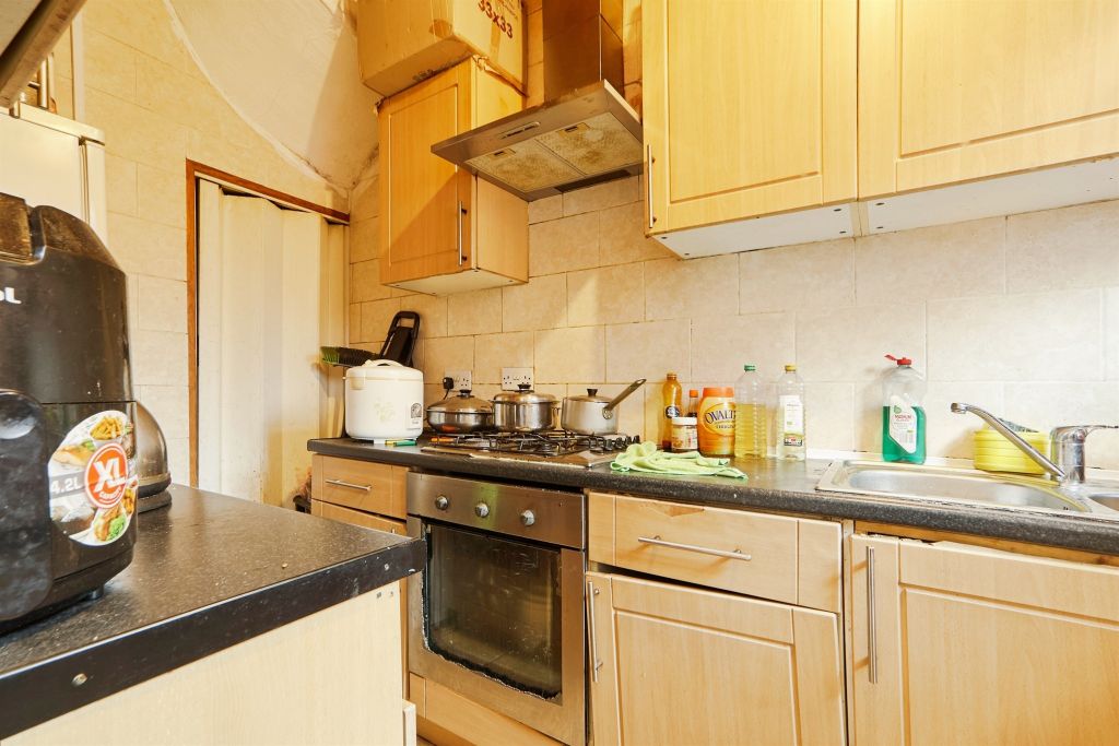 Property photo 2 of 9