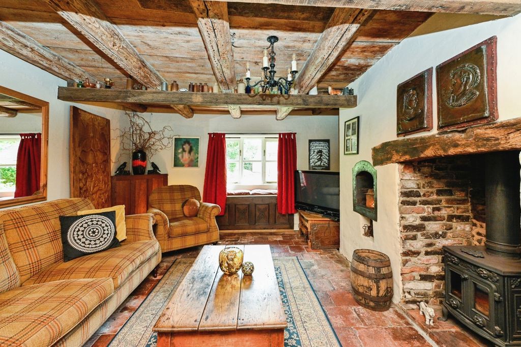 Property photo 3 of 31 Pbox-Img.Jpg
