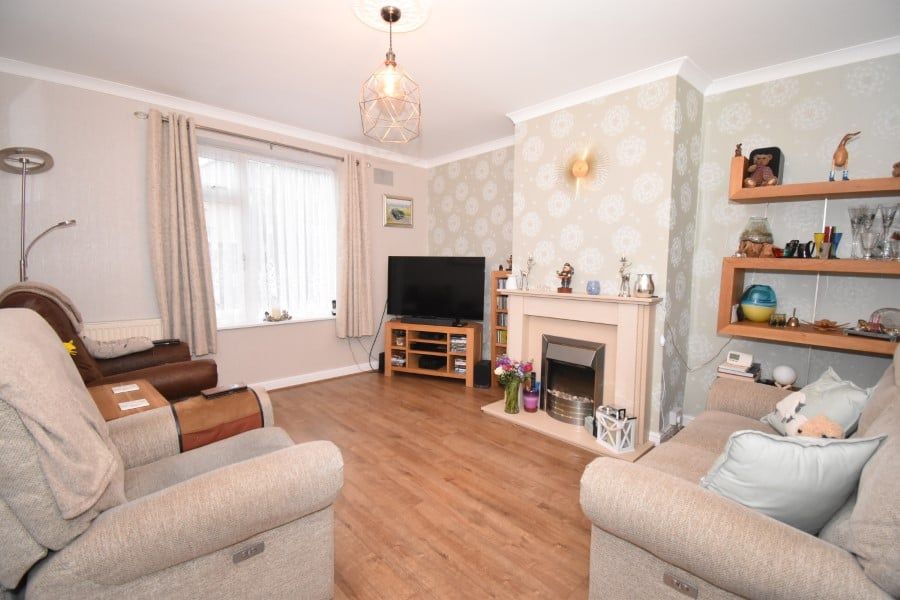 Property photo 2 of 14