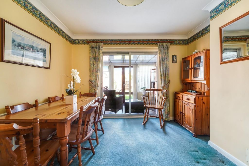 Property photo 3 of 14 Alsom Avenue  (2).Jpg