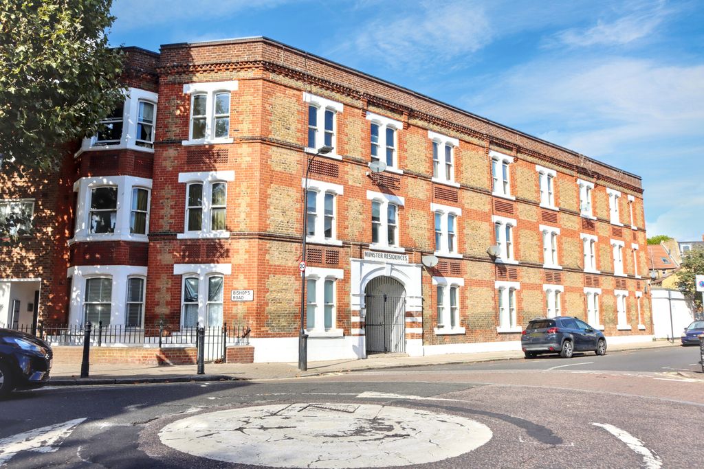 Property photo 1 of 12 Flat 9 Munster Residences, Filmer Road, London, Sw6 7Jq
