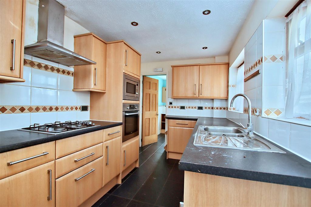 Property photo 1 of 12 Img_5555.Jpg