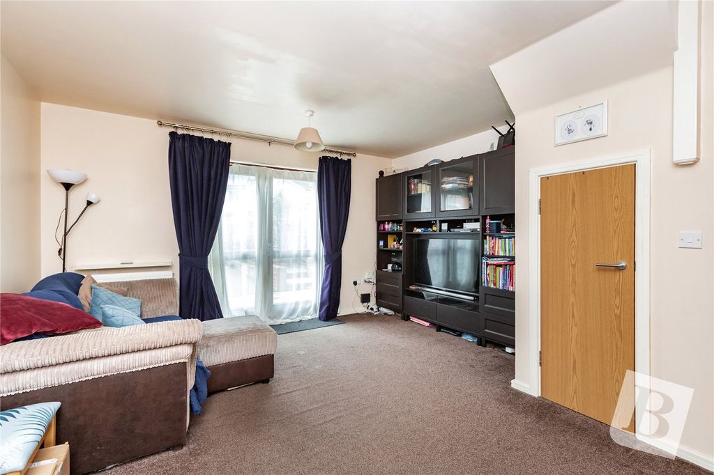 Property photo 3 of 11 Picture No. 06