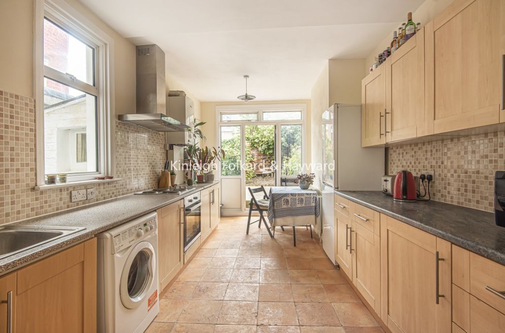 Property photo 1 of 6 B9Bd1Abf-01B1-46c7-B