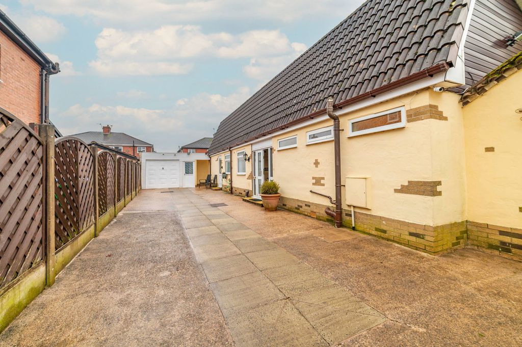 Additional image 28 of 2 bed bungalow for saleDevonshire Close, Heywood OL10