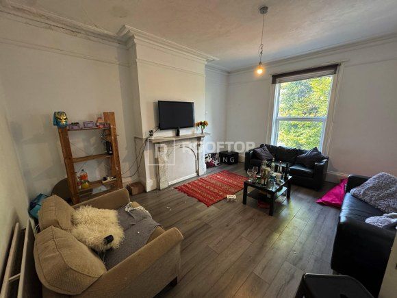 Property photo 1 of 16 8605384.Jpg