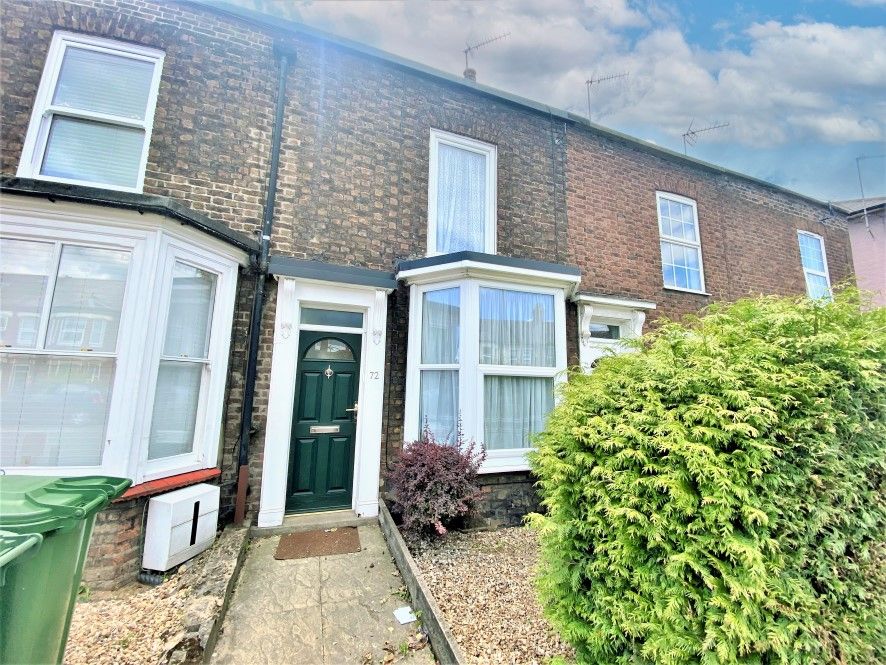 Property photo 1 of 8