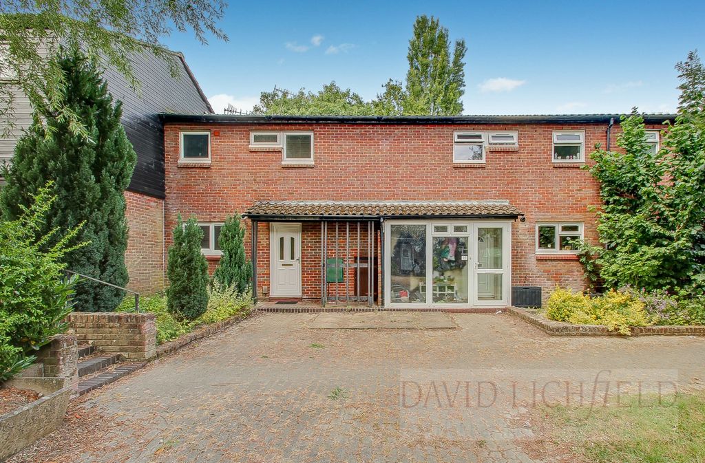 Property photo 1 of 14 Exterior