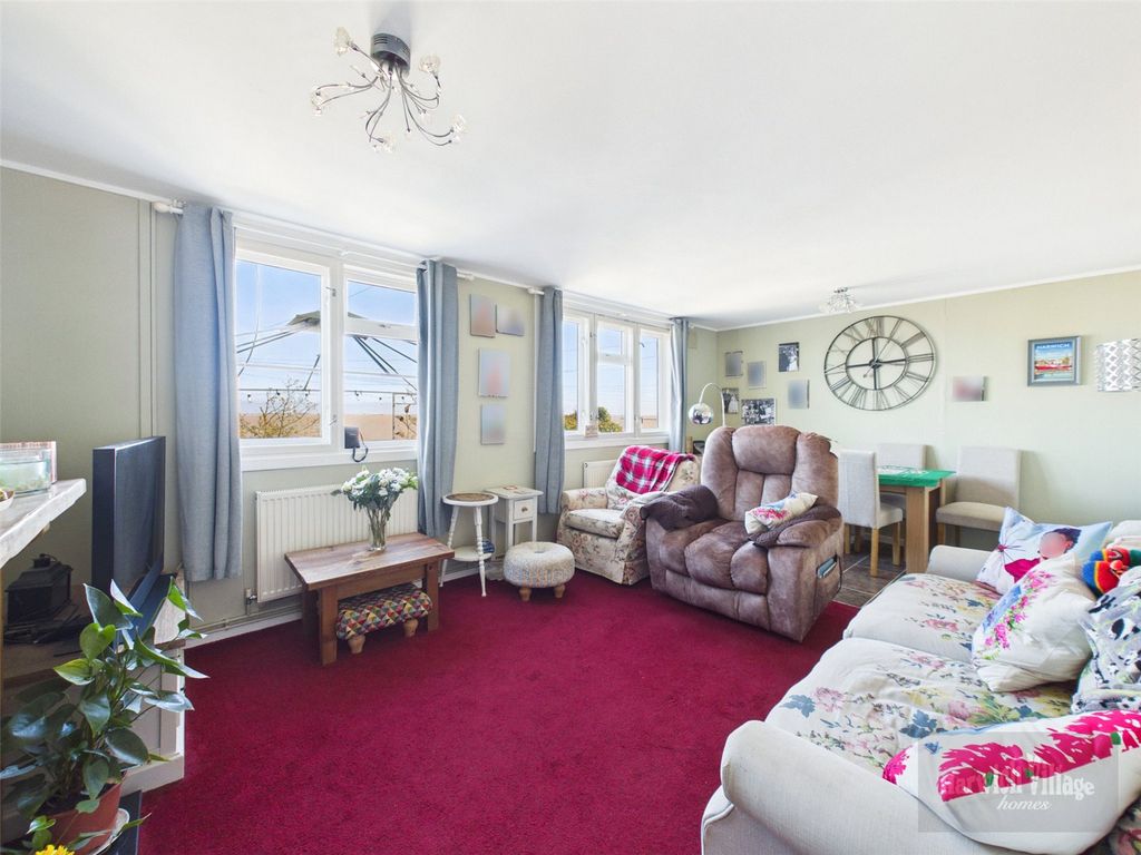 Property photo 3 of 20 Picture 3