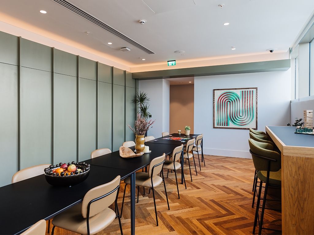 Additional image 10 of 3 bed flat to rentThe Mercian, 218 Broad St Birmingham B15