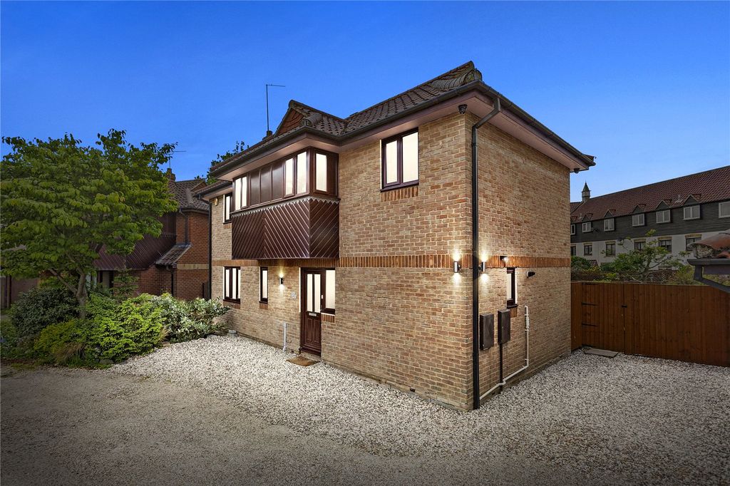 Property photo 1 of 22 Twilight Edit