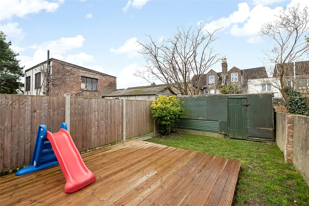 Property photo 3 of 13 Picture No. 11